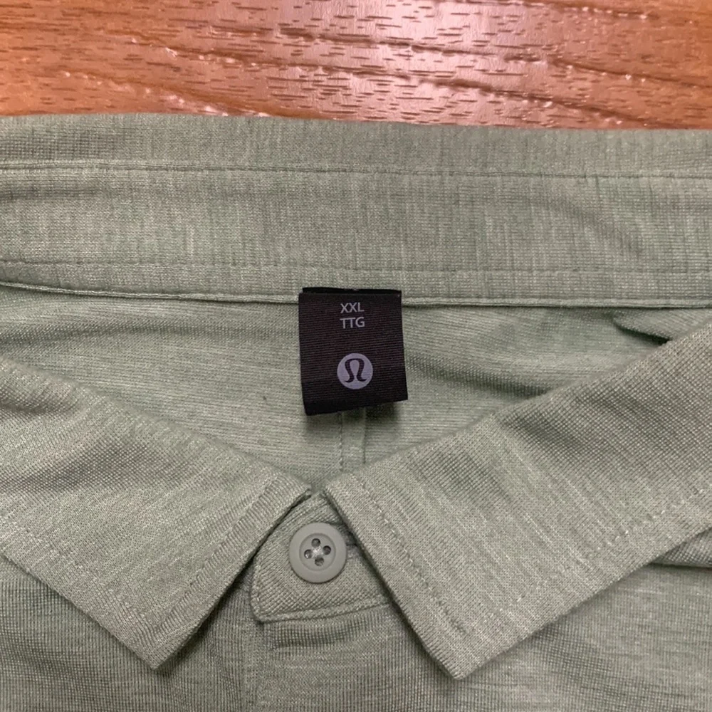 Lululemon Men's Lightweight Polo Shirt - Sage Green